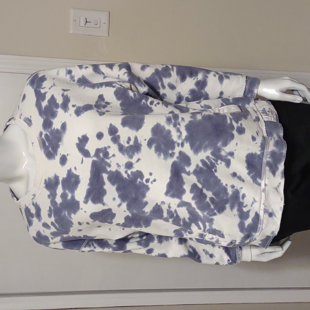 Hollister tie-dye sweatshirt